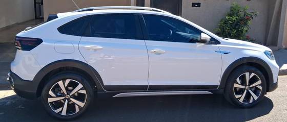 VOLKSWAGEN NIVUS 1.0 200 TSI TOTAL FLEX HIGHLINE AUTOMÁTICO